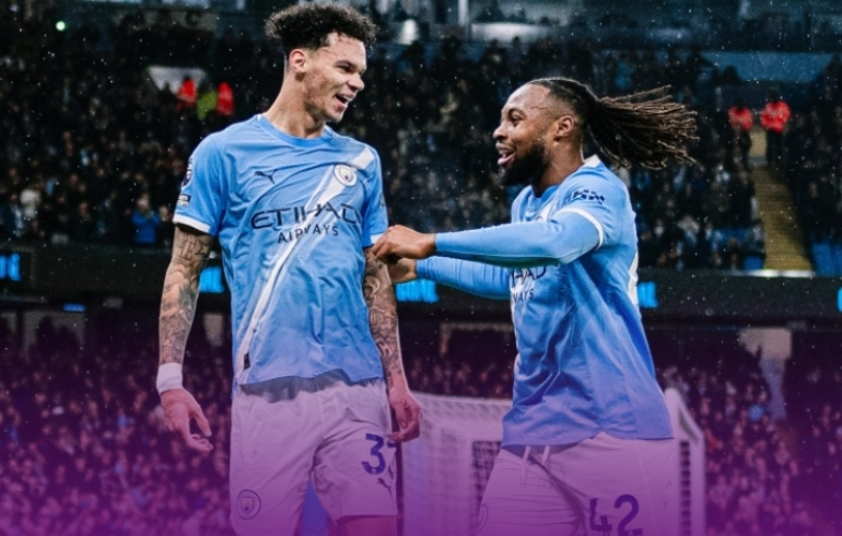 开云体育中国官网-恐怖20连胜!曼城缔造神迹,瓜帅狂赞塞梅尼奥:难以置信的引援