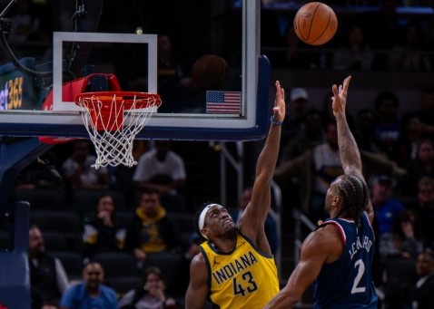 开云体育官网-湖人掘金火箭绿军快船，关键时刻的选项